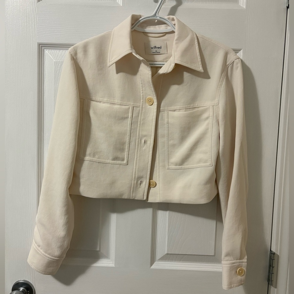 Aritzia Wilfred little cropped jacket in light birch